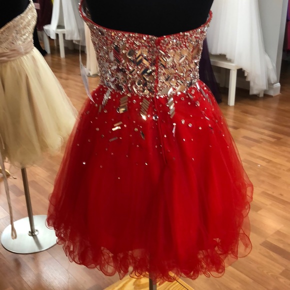 Red prom dress with rhinestones and beads - Picture 4 of 8